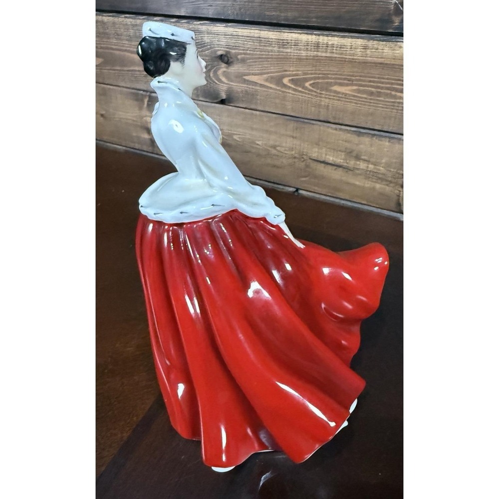 1985 Royal Doulton England Figurine HN 2937 GAIL PRETTY LADIES WOMAN 7.5"